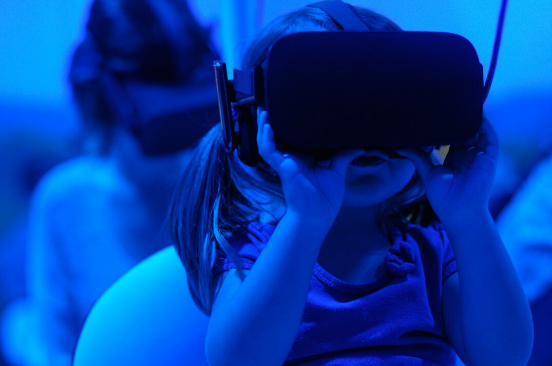 virtual reality headset